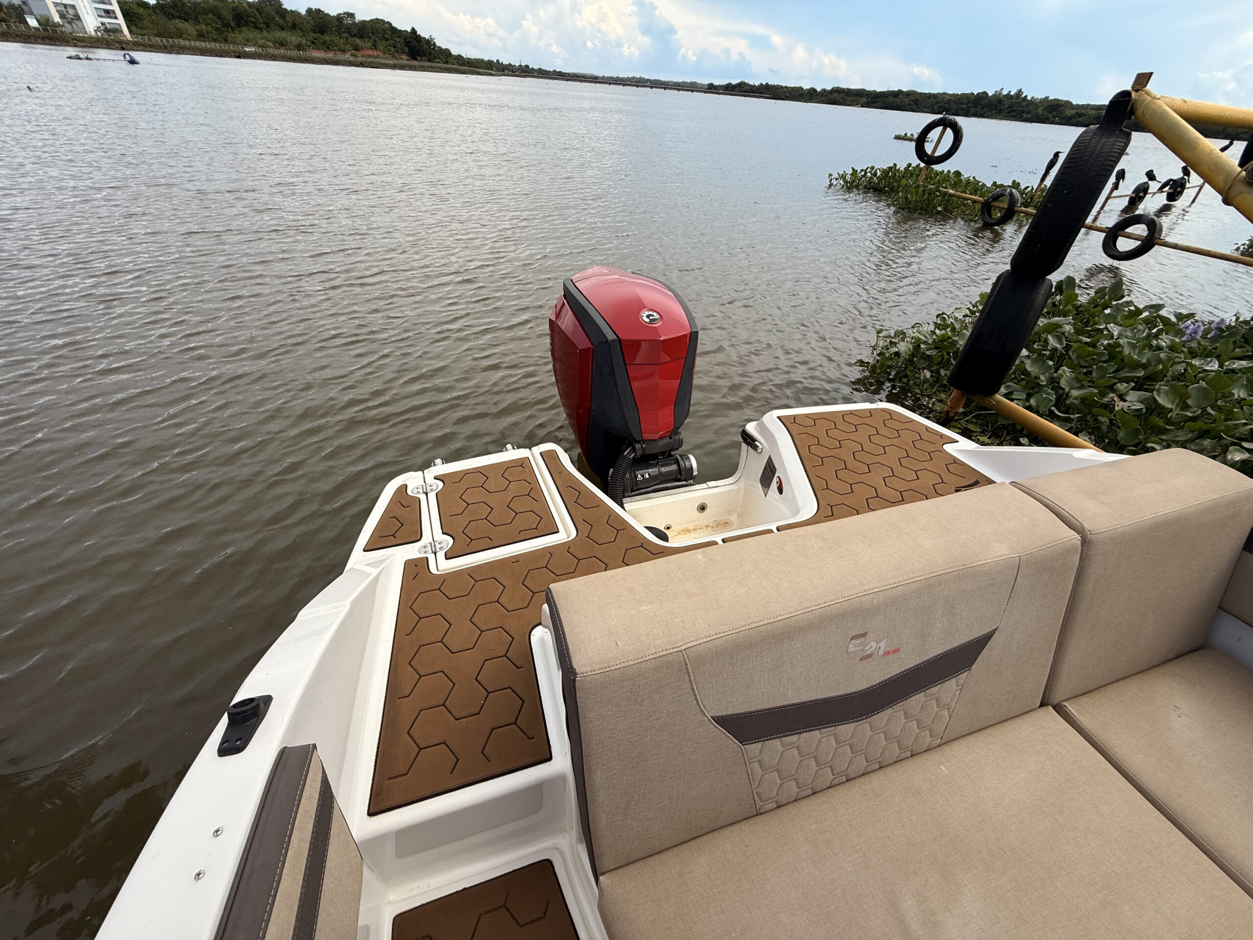 Eclipse 21SS - Evinrude 200 3 Eclipse 21SS - Evinrude 200 - Image 3