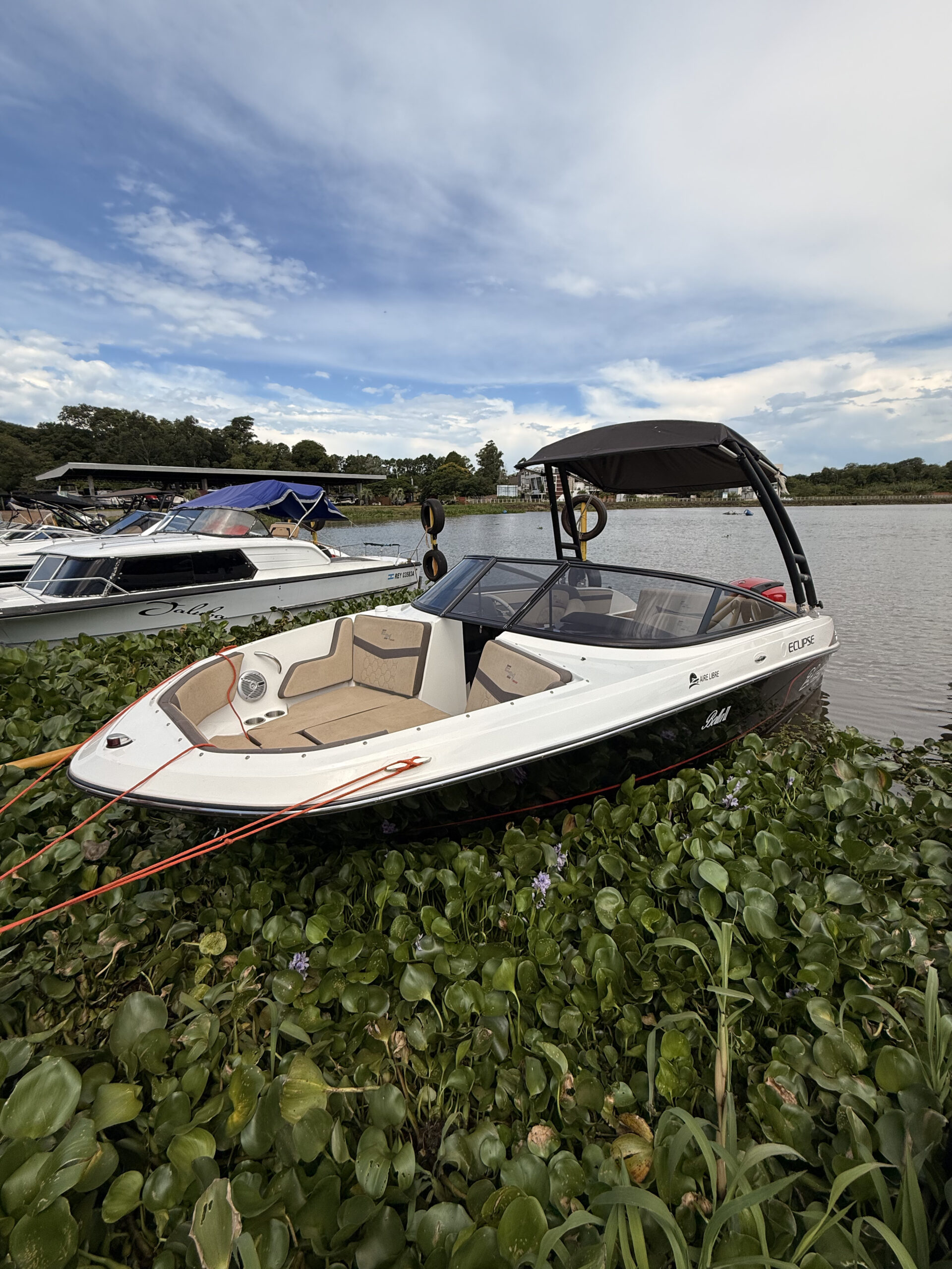 Eclipse 21SS - Evinrude 200 1 Eclipse 21SS - Evinrude 200